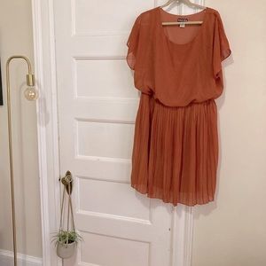 Pumpkin colored cute dress w pleated skirt